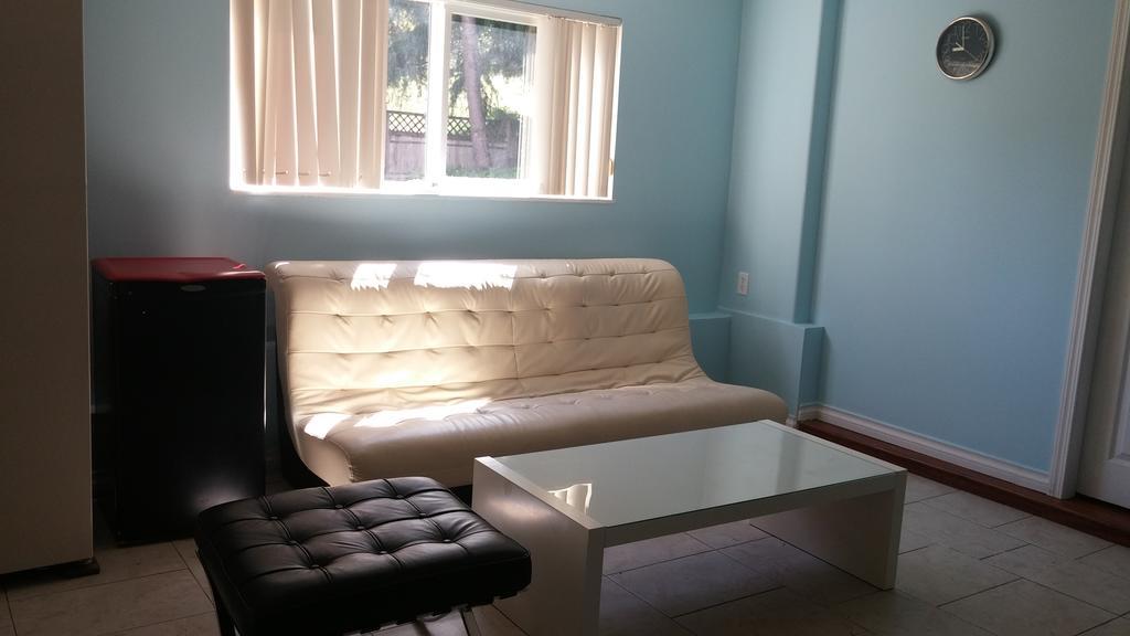בורנבי Burris Guest House מראה חיצוני תמונה