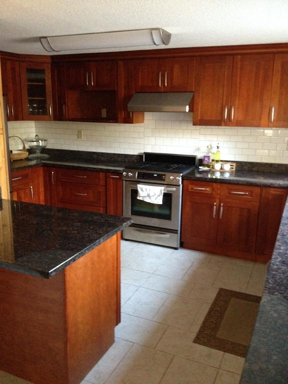 בורנבי Burris Guest House מראה חיצוני תמונה