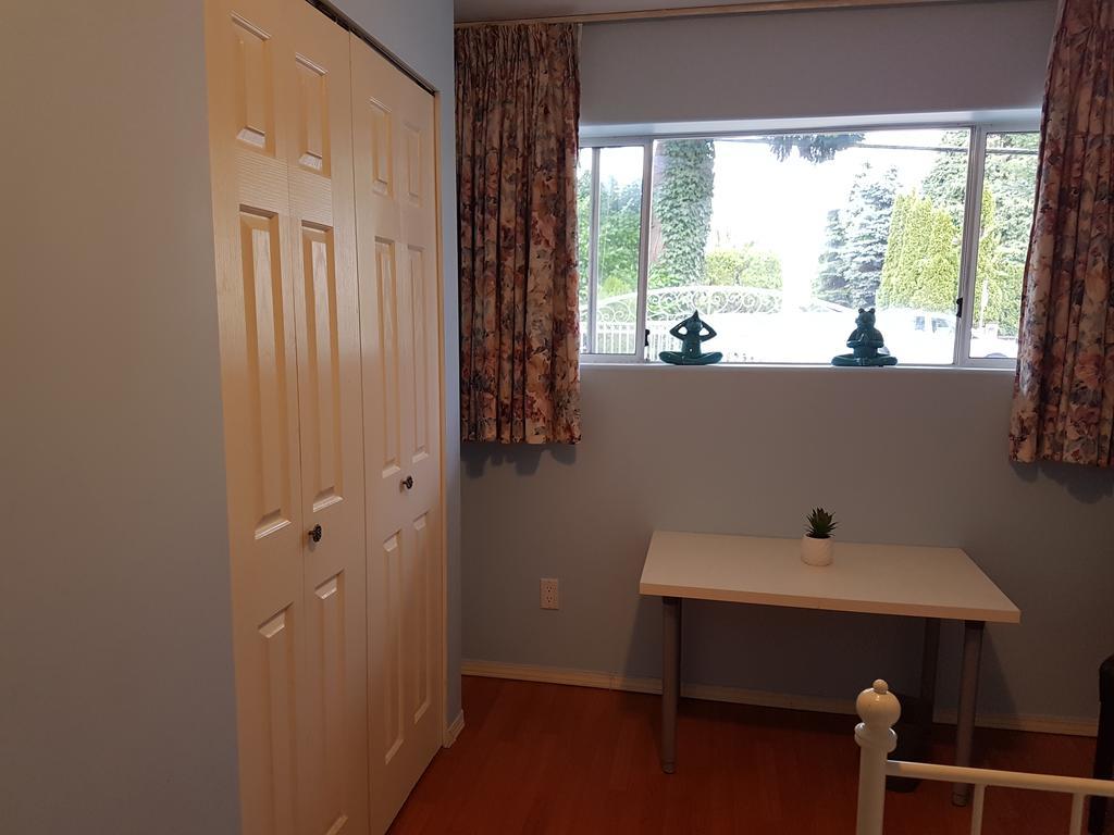 בורנבי Burris Guest House מראה חיצוני תמונה